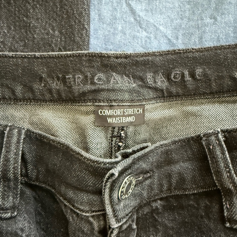 American Eagle Low Rise Ex-Boyfriend Women's Black Denim Jeans Size 8 - Picture 2 of 5
